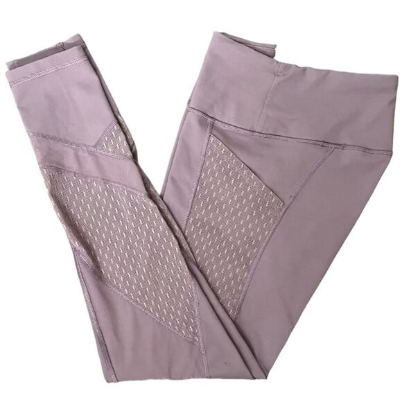 Victoria Sport Knockout Lilac Leggings with Mesh Lace Inserts & Pockets Size S - Picture 3 of 12